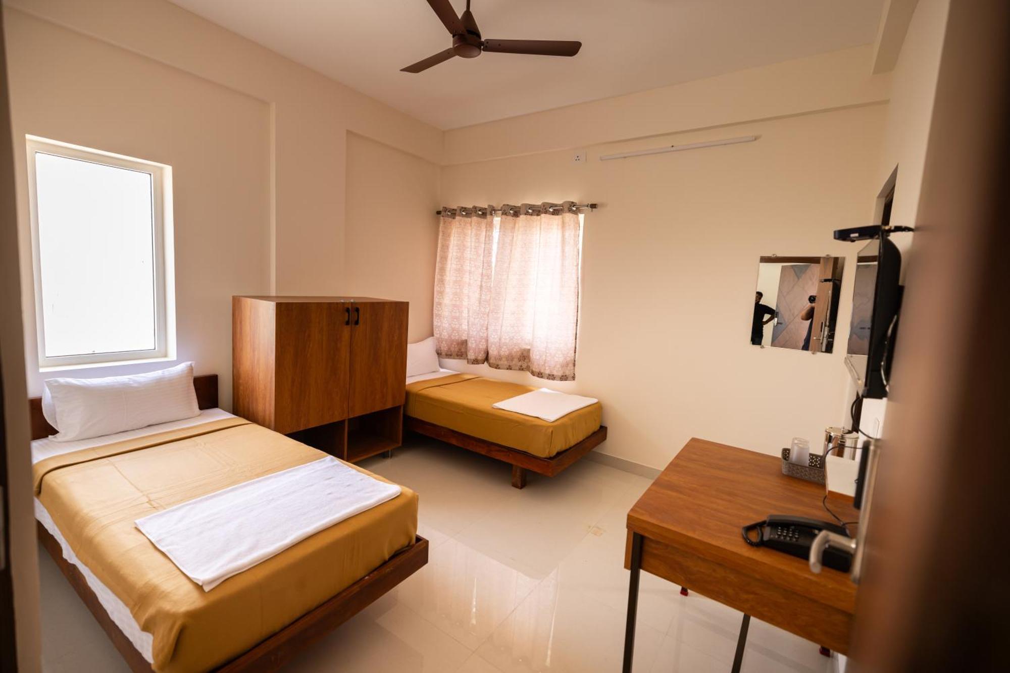 Viba Residency Hotel Coimbatore Exterior photo